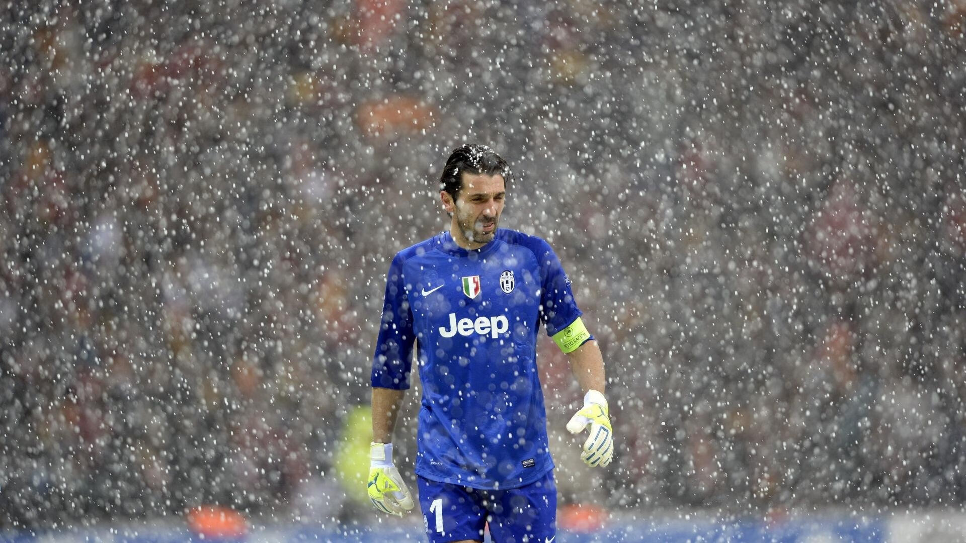 从伯纳乌到斯坦福桥,本泽马化身球场艺术家,切尔西的战术交响乐彻底粉碎曼联迷梦