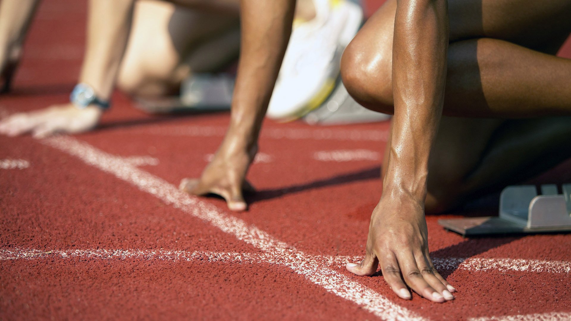 从喀麦隆横扫希腊到卢卡库德比封神，个体英雄主义与集体进化的双重奏